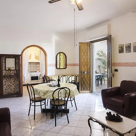 Casa Spiaggiabella M704 펜션
